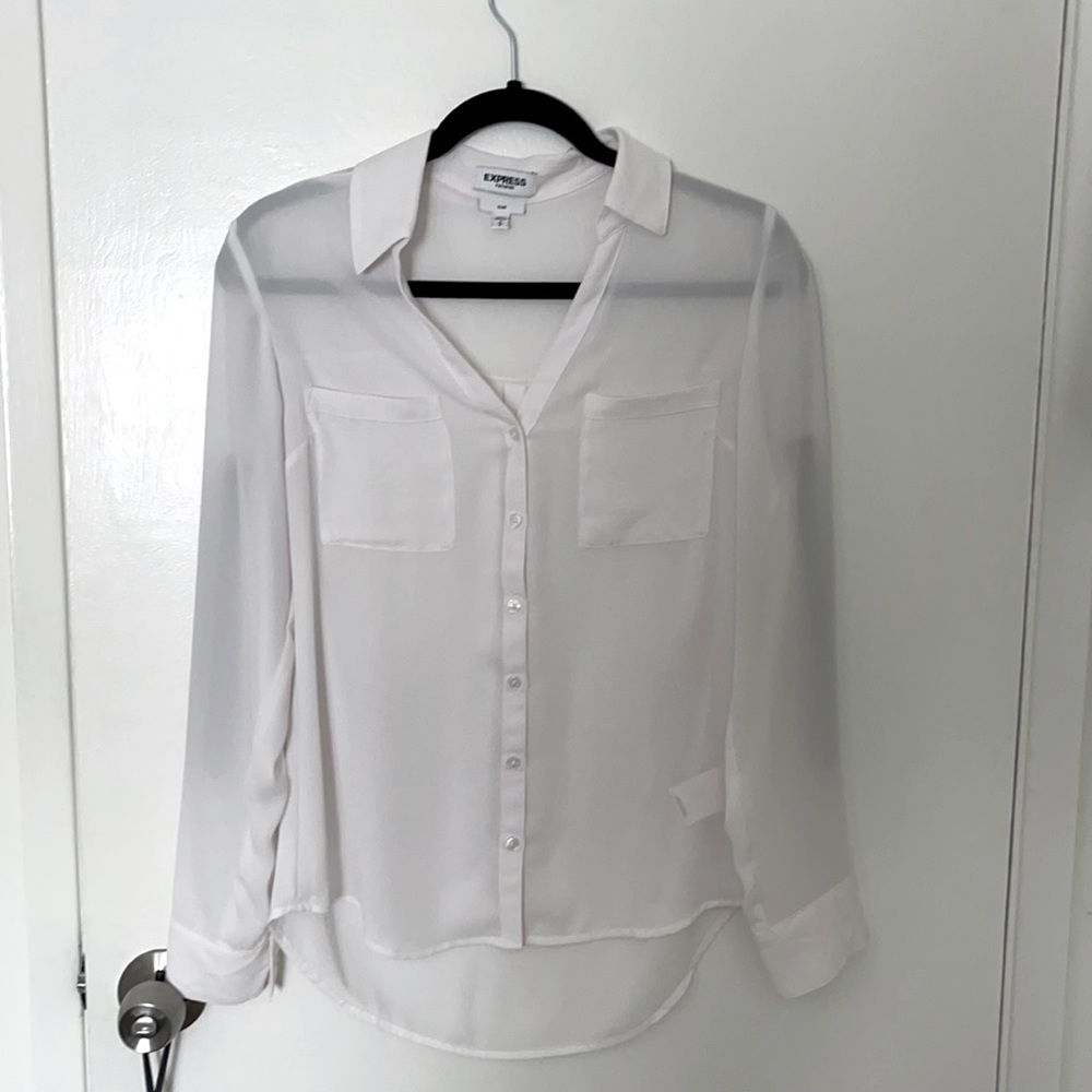 Slim fit portofino blouse. Express size S.